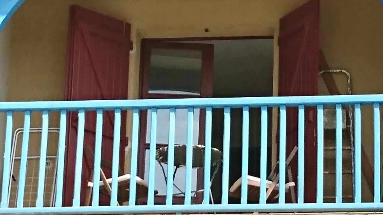 Joli Studio Avec Balcon Donnant Sur La Montagne 생트 마리 드 캄팡 외부 사진
