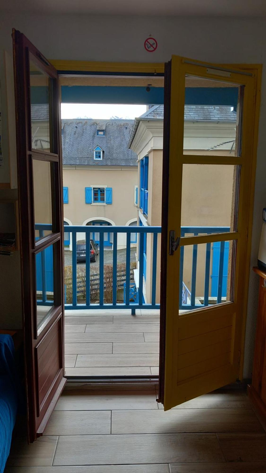 Joli Studio Avec Balcon Donnant Sur La Montagne 생트 마리 드 캄팡 외부 사진
